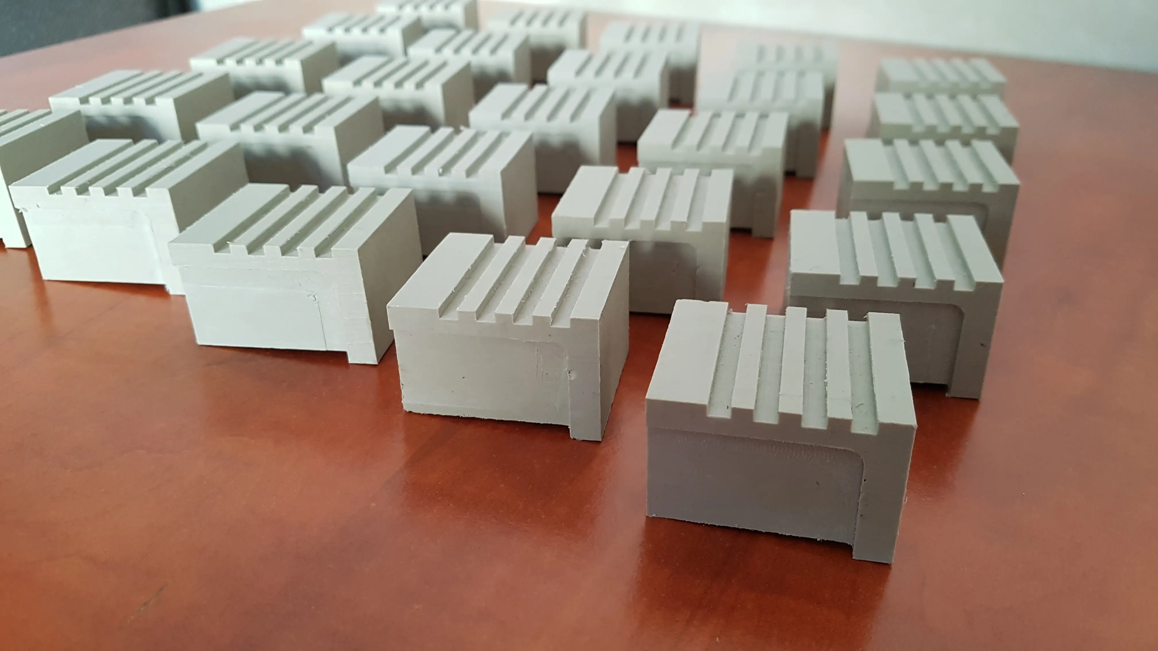 Specijalni delovi po uzorku