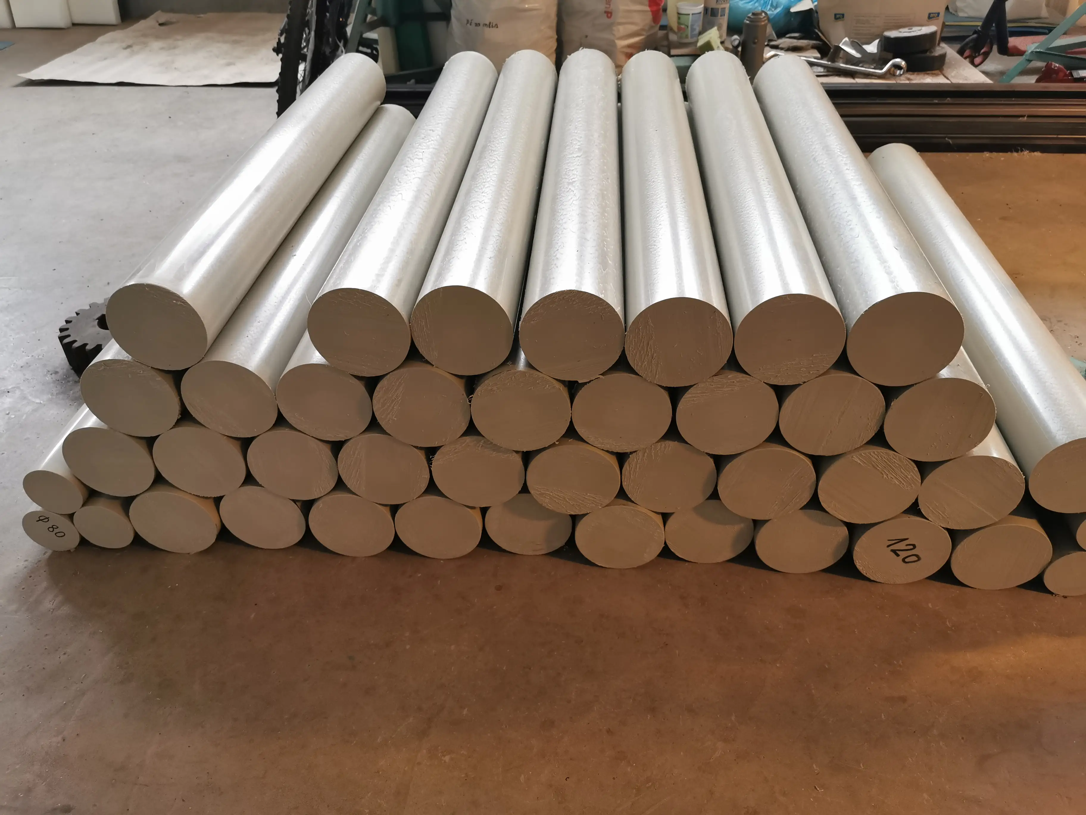 Ekstruzija plastičnih šipki i poluproizvoda