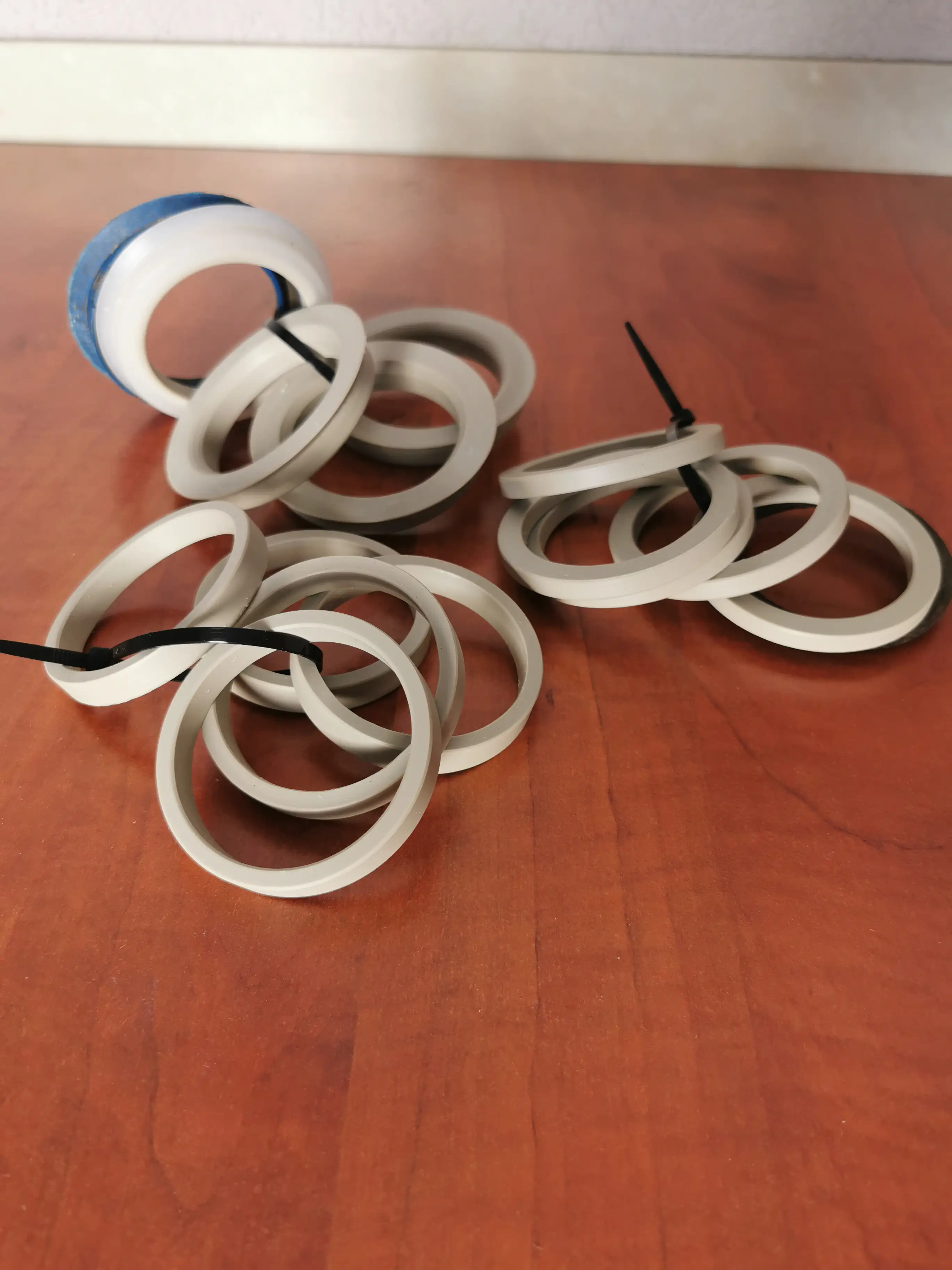 Prstenovi i zaptivni elementi